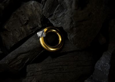 Unikat, Ring mit Rohdiamant - designed von Margot Leitges Goldschmiedemeisterin - Foto © bohl.de