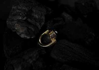 Ring - designed von Margot Leitges Goldschmiedemeisterin - Foto © bohl.de